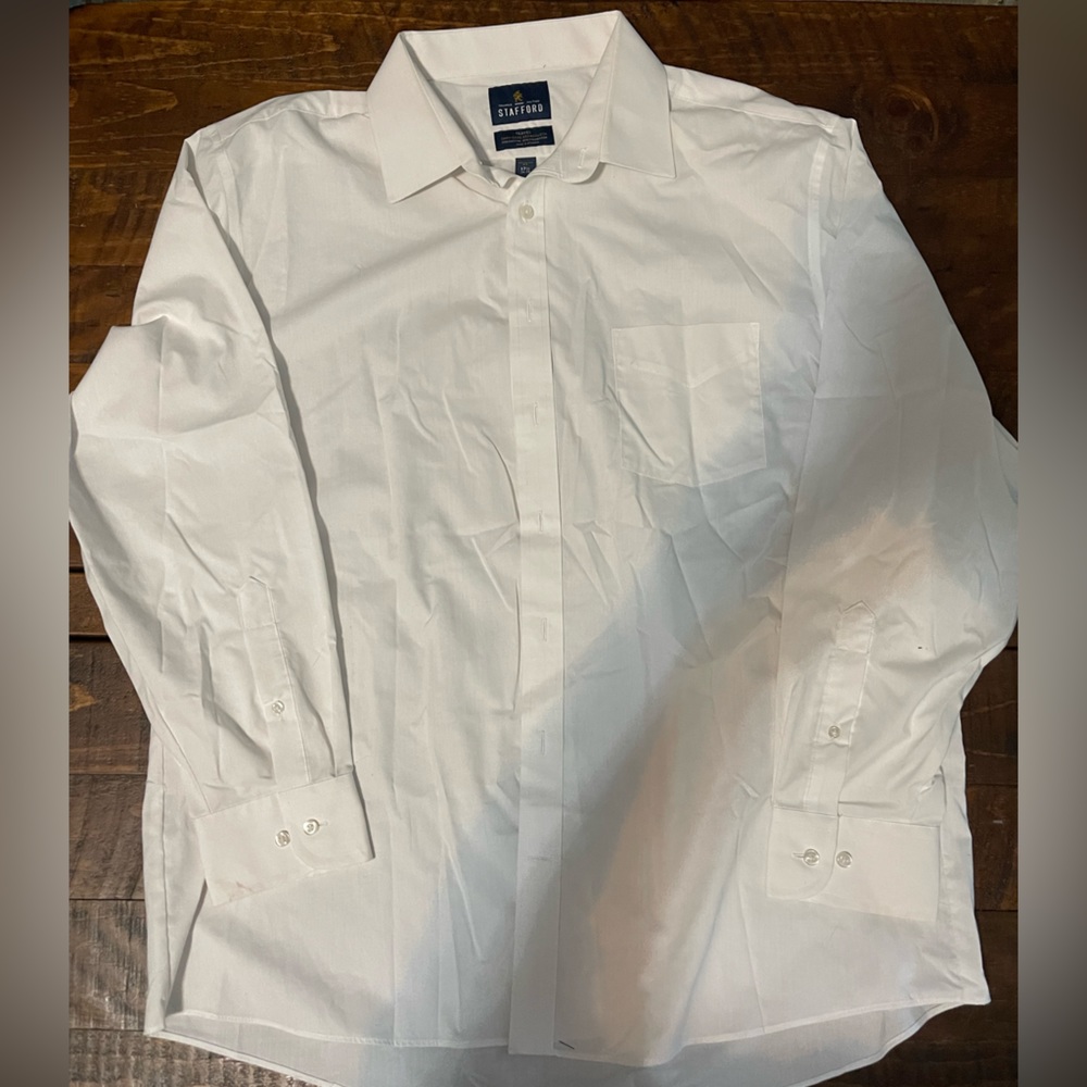 Men’s Stafford Long Sleeve Dress Shirt